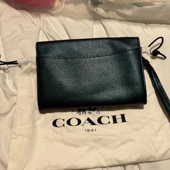 Coach iridescent clutch - Picture 2 of 3